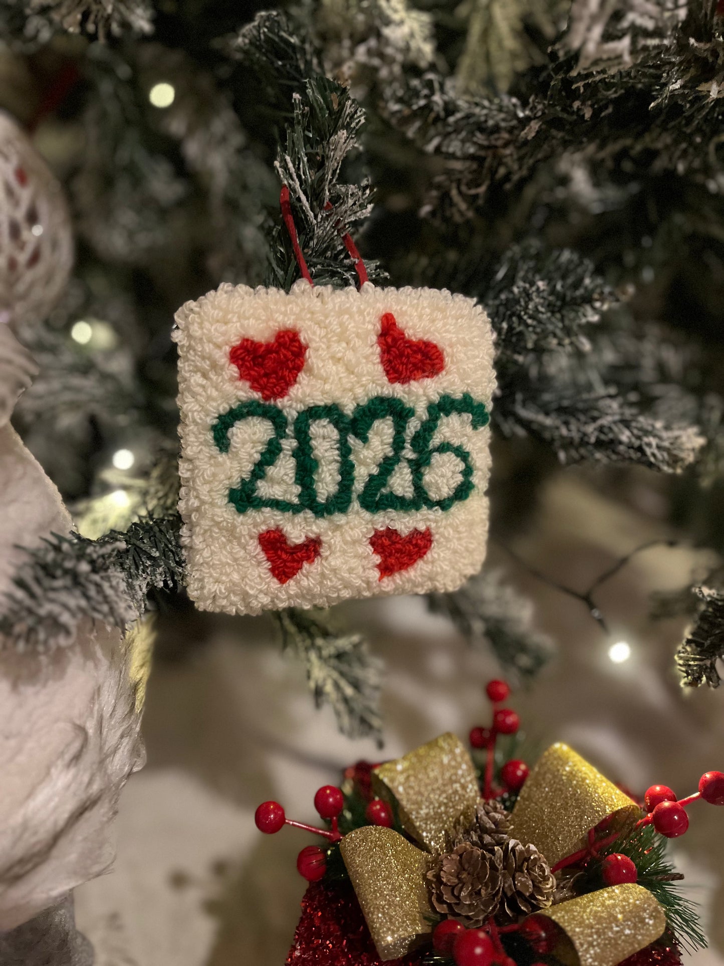 'Happy New Year 2026' Christmas ornament