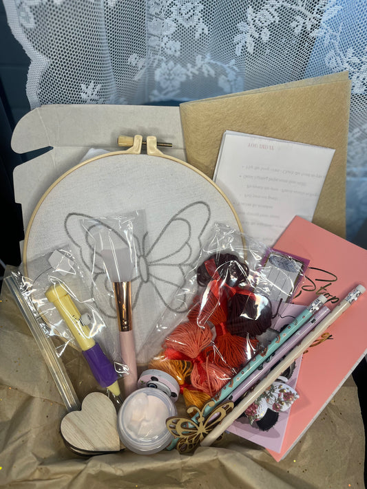 Butterfly Punch Needle Kit 🦋